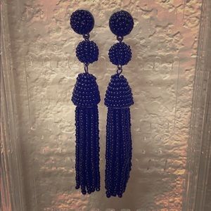 Black fashion earrings